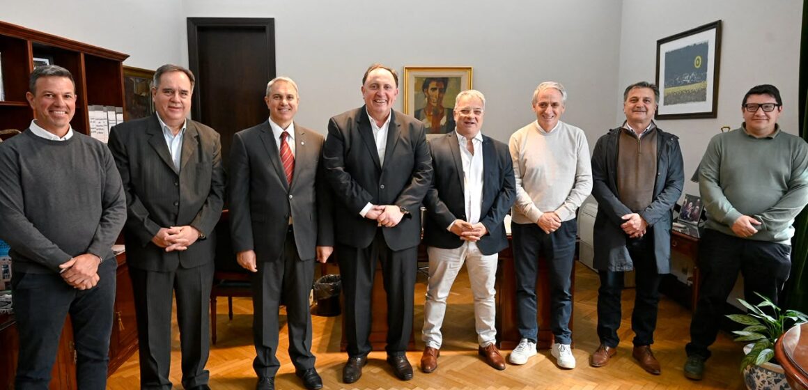 Intendentes llevaron sus planteos al Banco Provincia Intendentes llevaron sus planteos al Banco Provincia