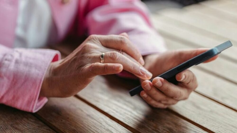 El IPS y el IOMA alertan sobre una nueva modalidad de estafas