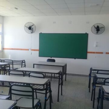 aula vacía El Gobierno bonaerense diferenció las medidas de fuerza docentes y advirtió sobre posibles descuentos salariales