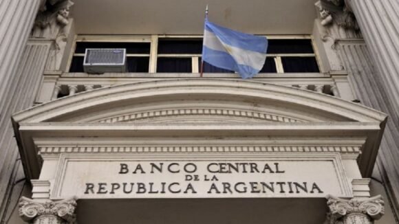 el PBI cayó 0,6% en el segundo trimestre empujado por la baja del consumo y la industria