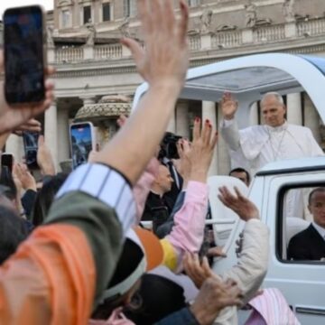 El papa León XIV reapareció en la audiencia general