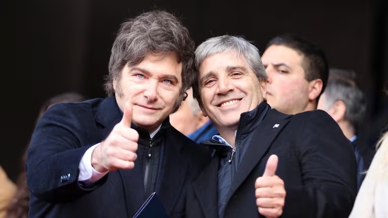 el-presidente-javier-milei-junto-al-ministro-de-economia-luis-caputo- jpg El crudo diagnóstico de Carlos Pagni que sacude los planes de Milei y Kicillof