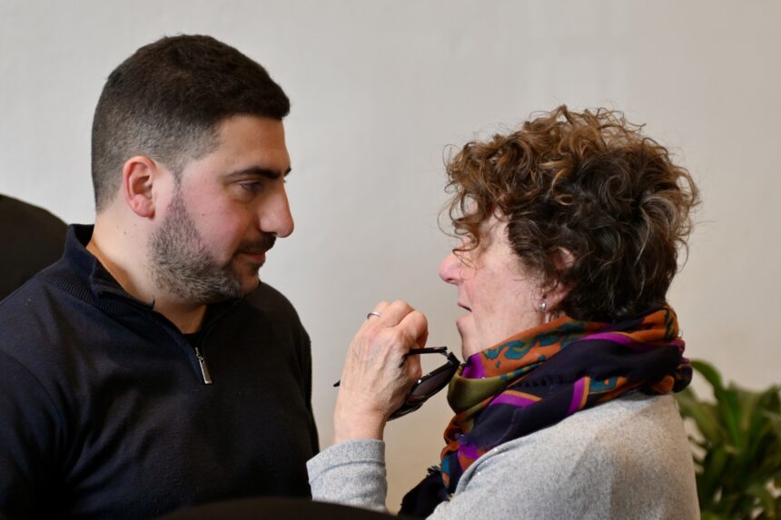 El intendente Ramiro Egüen se reunió con vecinos de los barrios los álamos, pensa y la mulita para presentar la ampliación de la red de gas natural