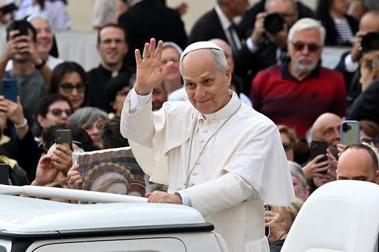 papa leon XIV el Papa León XIV evoluciona favorablemente y ratifica su histórica gira por Sudamérica
