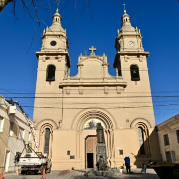 Egüen sobre la puesta en valor de la Parroquia Nuestra Señora del Rosario: “Es parte de nuestra historia, de nuestras tradiciones y de nuestra identidad”